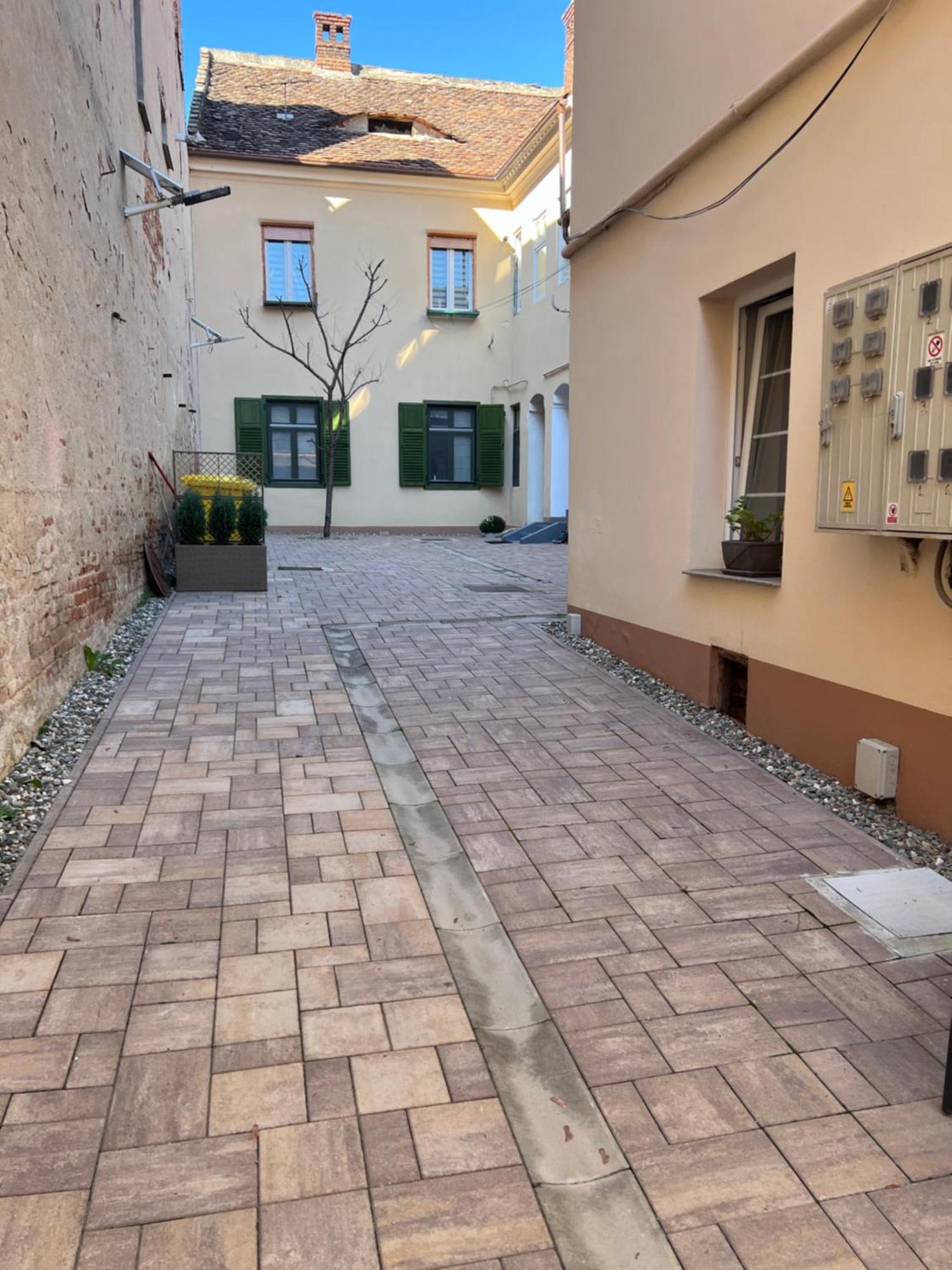 Star Center Sibiu Apartment Exterior photo
